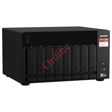 QNAP TS-873A-8G Serveur NAS 8 baies - 8 Go de RAM DDR4 - AMD Ryzen V1500B - LAN 2.5 GbE – Image 3