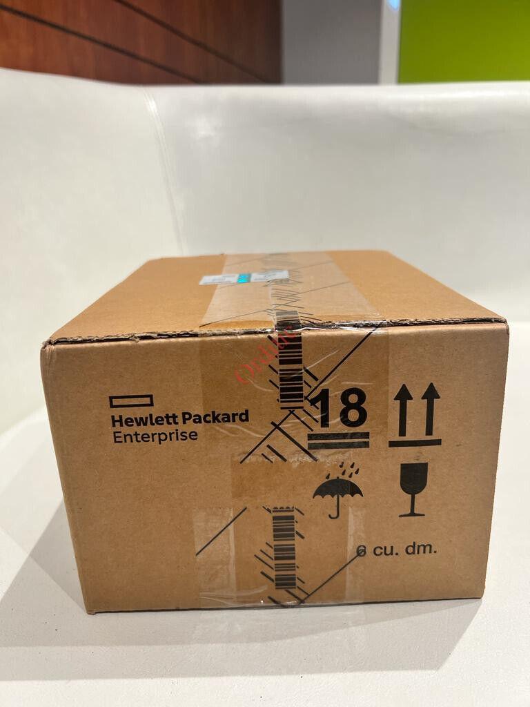 Disque SSD HPE P13674-B21 6,4 To 2,5 pouces NVMe PCIe SCN à usage mixte