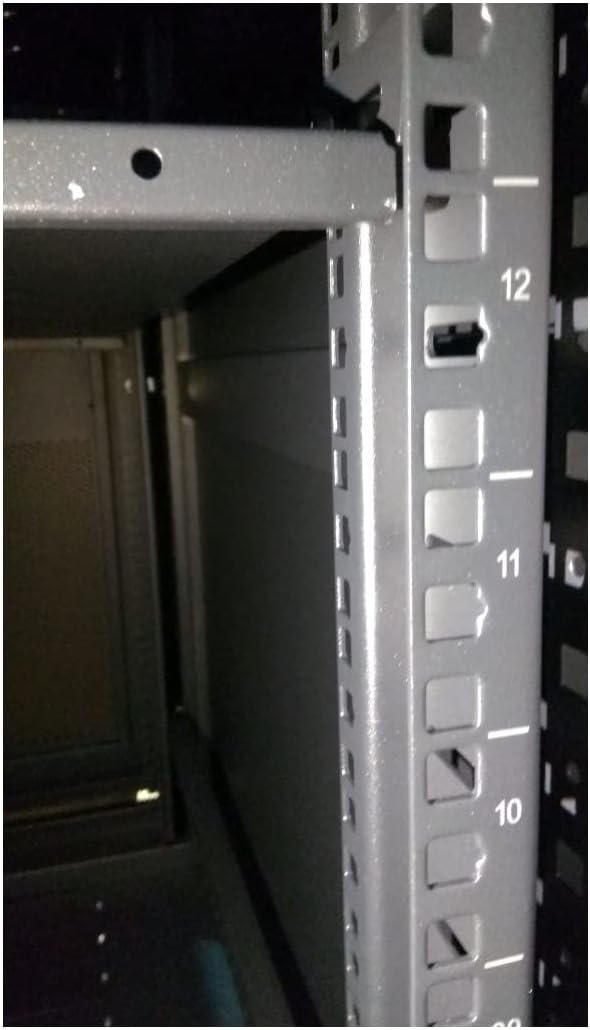 Rack serveur 27U avec porte vitrée